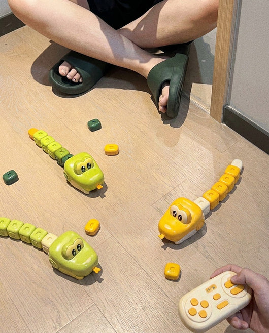 SnakeDuel play